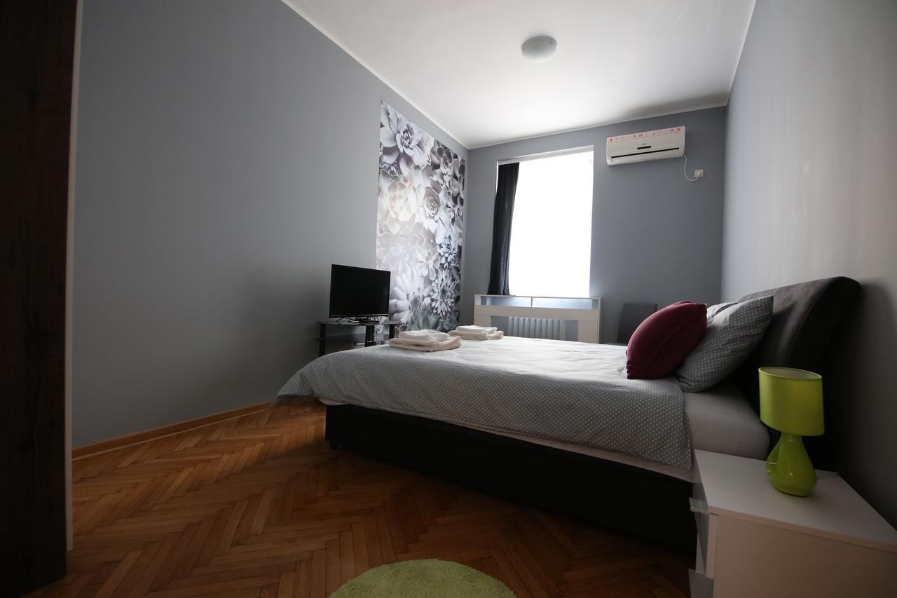 Hostel Fine Belgrad Exterior foto